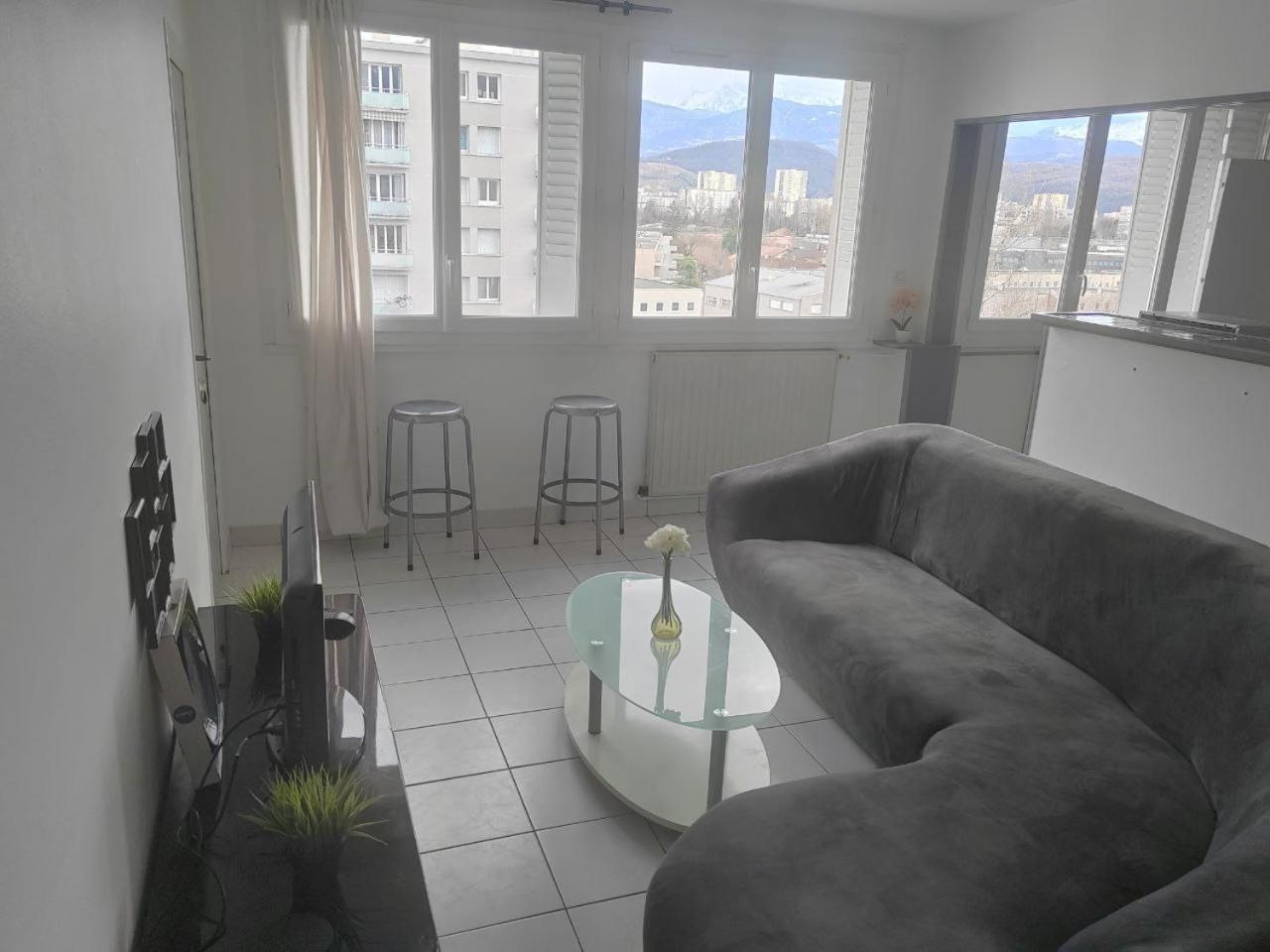 Une Chambre Dans Appartement Partage, Grenoble A 8 Min Du Centre-Ville 외부 사진